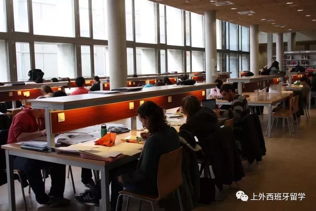 西班牙留學(xué)費(fèi)用